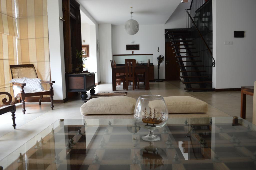 Star Class Comfort In Capital City Battaramulla Room photo