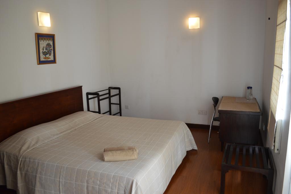 Star Class Comfort In Capital City Battaramulla Room photo