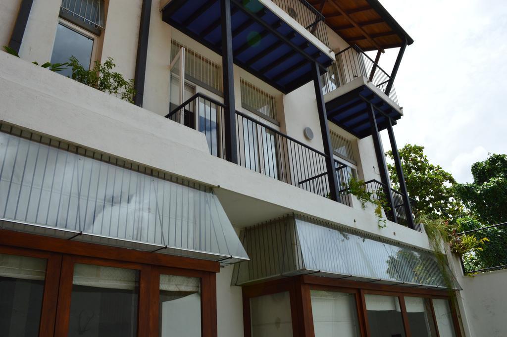 Star Class Comfort In Capital City Battaramulla Exterior photo